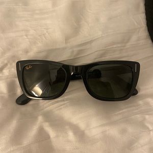 Black Ray Bans. Worn only a few times ! Not the right style for me